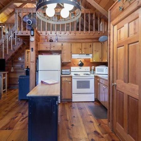 Villa Mountain Time Cabin, Hot tub, Fire Pit, Fireplace à Blue Ridge Extérieur photo