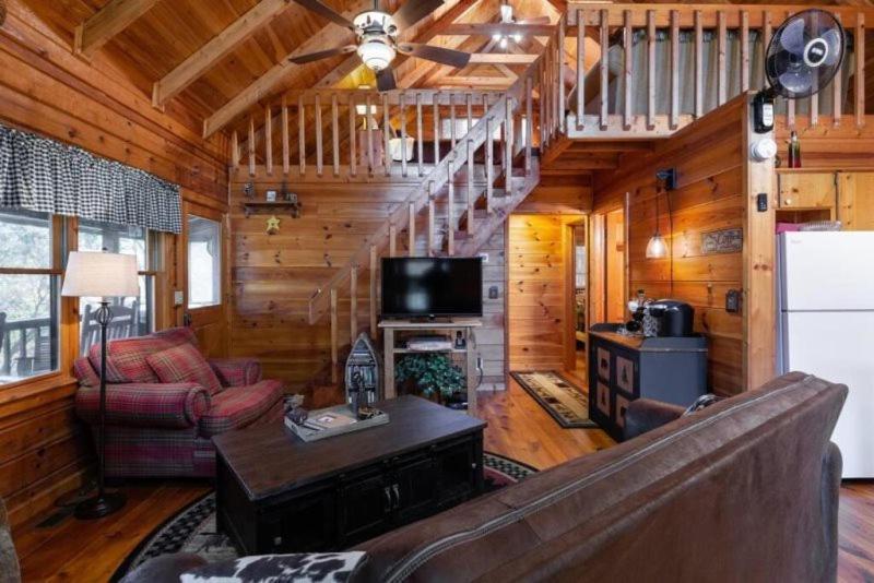 Villa Mountain Time Cabin, Hot tub, Fire Pit, Fireplace à Blue Ridge Extérieur photo
