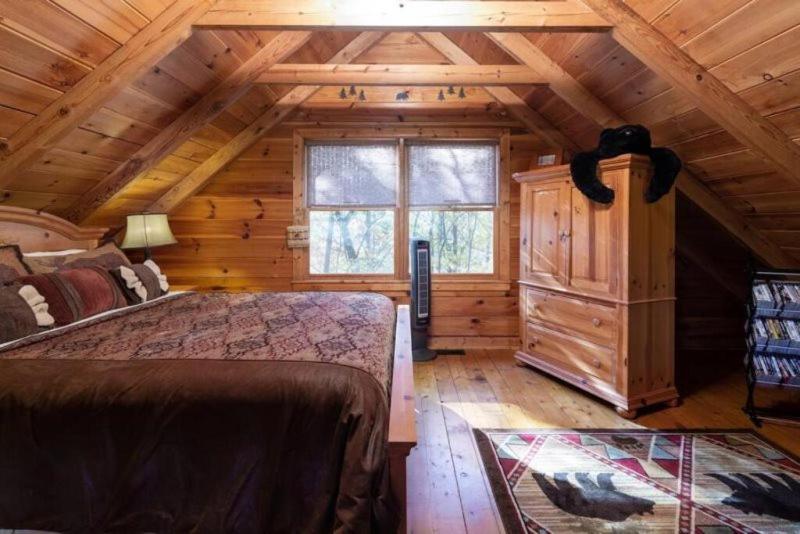 Villa Mountain Time Cabin, Hot tub, Fire Pit, Fireplace à Blue Ridge Extérieur photo
