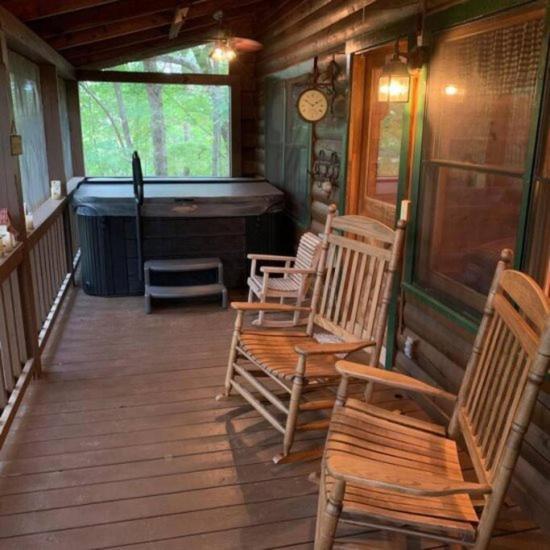 Villa Mountain Time Cabin, Hot tub, Fire Pit, Fireplace à Blue Ridge Extérieur photo